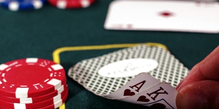 Cómo funciona la regulación de los casinos con dinero real en España